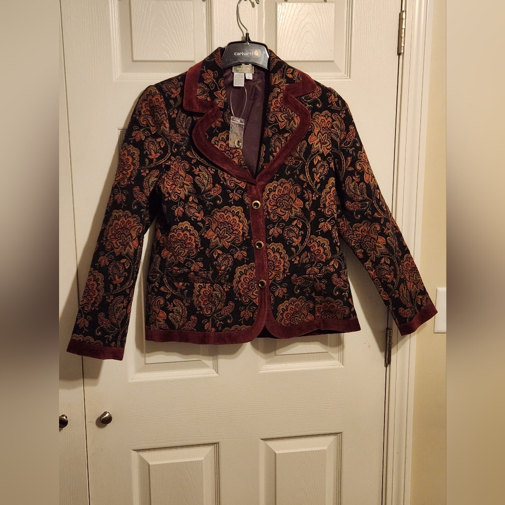 The Territory Ahead NWOT women size 8 tapestry jacket